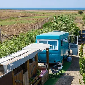 Camping Jabuti Autocaravana Con Porche Y Aparcamiento, Cádiz
